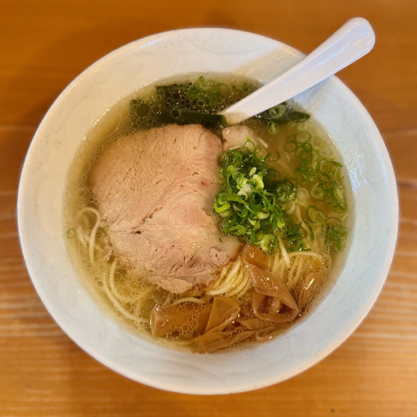 「塩らぁ麺（800円）」@らぁ麺 むらまさ 唐津本店の写真
