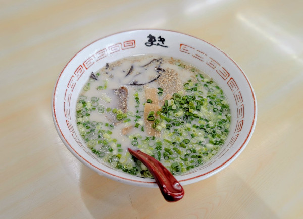 「長浜ラーメン」@九州博多 長浜らーめん まき 池田公園本店の写真