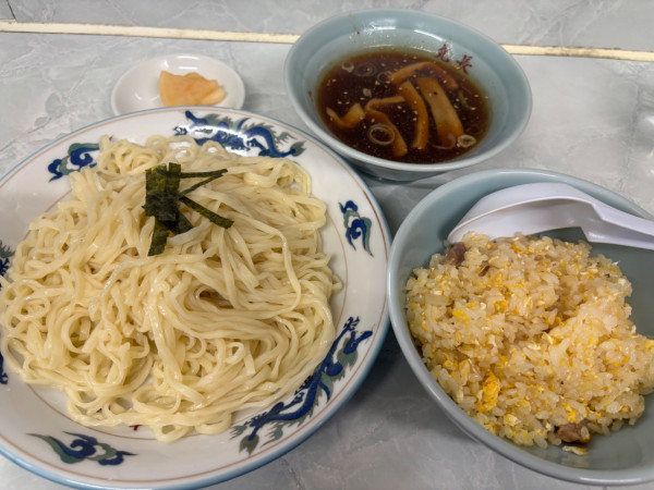 「半チャンつけ麺」@丸長 宮原店の写真