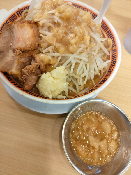 「ラーメン豚1枚」@麺屋 顎で喰らえの写真