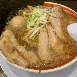 マル得黒丸らーめん(角煮)