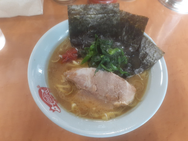 「ラーメン」@横浜ラーメン 町田家 新百合ヶ丘店の写真