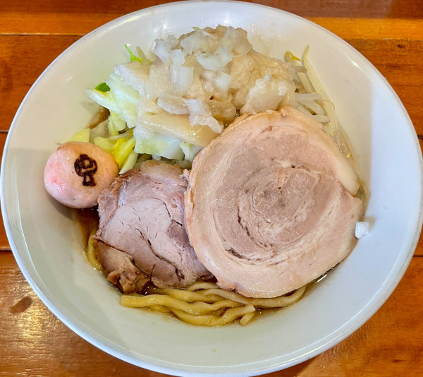「ラーメンヤサイニンニク背脂」@ウチデノコヅチの写真
