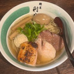 地頭鶏らぁめん