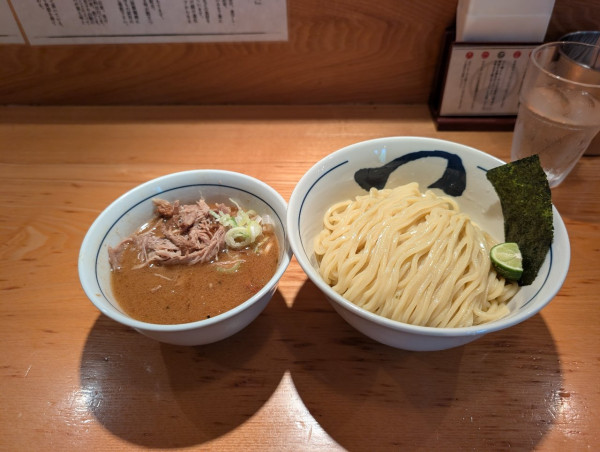「濃厚つけ麺1100円 & 豚崩し150円」@つじ田 日本橋八重洲店の写真