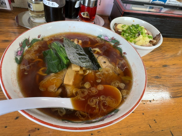 「生姜醤油ラーメン＋ミニマヨ丼」@ラーメン フーマの写真