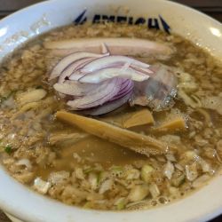 ギッタリラーメン(1100円)