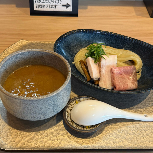「濃厚つけそば（麺少なめ）¥1,200」@麺道 麒麟児の写真