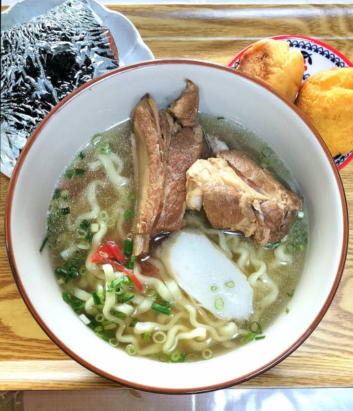 「ソーキそばセット 1000円」@おきなわ村の写真