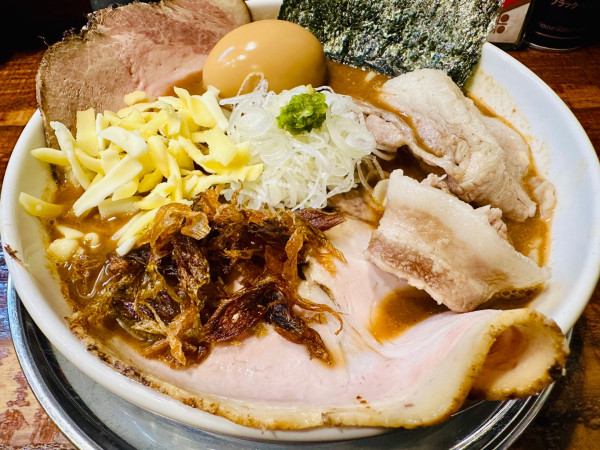 「濁りSPトロ～リチーズペスカトーレ【1800円】」@元祖一条流がんこラーメン たま館分店の写真