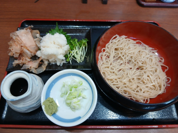 「辛みおろしそば 1000円」@そば処 初味の写真