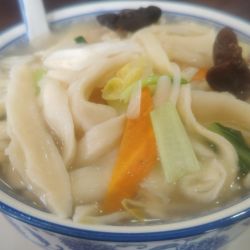 野菜刀削麺