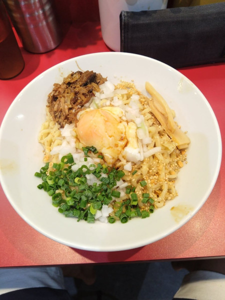 「温玉油そば」@らーめん処 まるはの写真