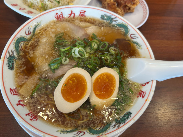 「京都背脂醤油ラーメン814円」@ラーメン魁力屋 岐阜島店の写真