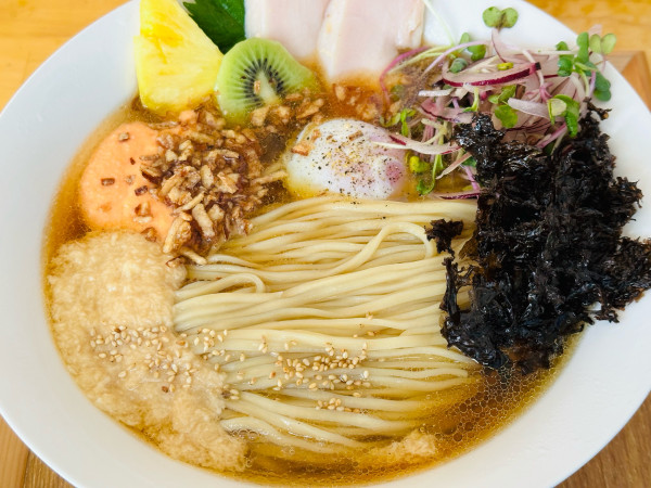 「冷やしニボコン 醤油 1,400円 大盛 150円」@JAPANESE RAMEN マンちゃん 住吉店の写真