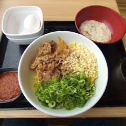 牛玉スタミナまぜそば(¥767)＋とろろ(¥228)