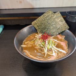 焼きあごらーめん