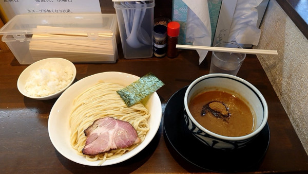 「鳥豚魚介つけめん」@ラーメン ますだやの写真