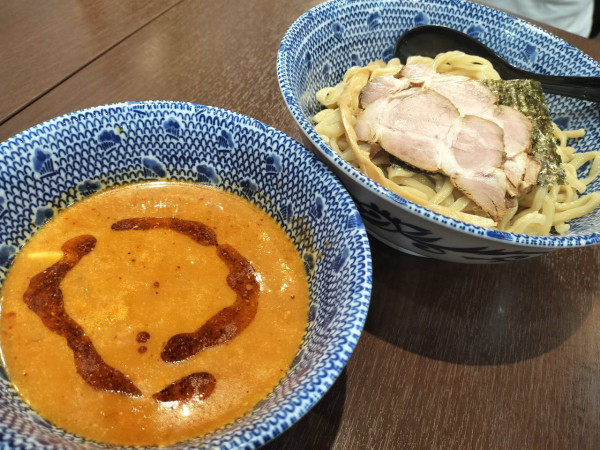 「辛味噌つけ麺」@ラーメン NO.ONE 町屋店の写真