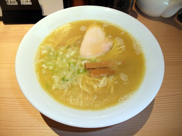 「地魚塩らぁめん」@江ノ島らぁ麺 片瀬商店の写真