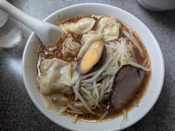 「ワンタン麺1000円」@中華麺店 喜楽の写真