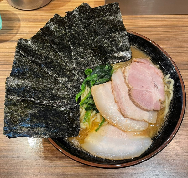 「ラーメン」@横浜らーめん渡来武 総本店の写真