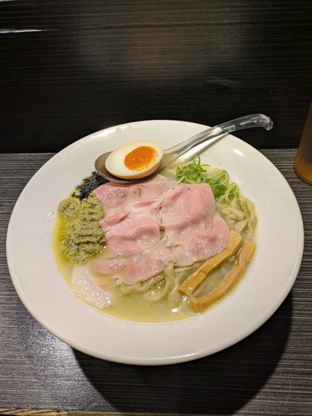 「特製牡蠣塩」@中華蕎麦 無冠の写真