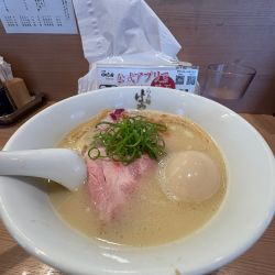 特製鳥パイタン麺1250円