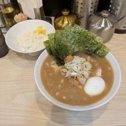朝ラーメン+味玉+のり+小ライス