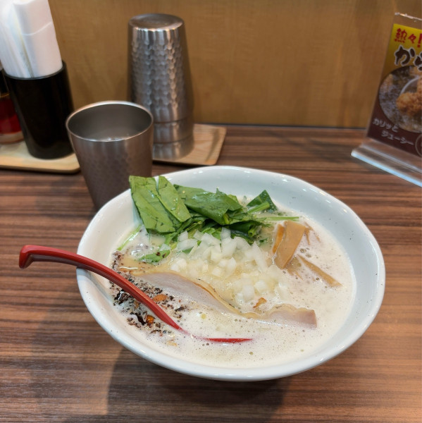 「こく塩そば」@鶏そば屋 庄助 蘇我店の写真
