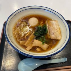 味玉醤油らーめん950円