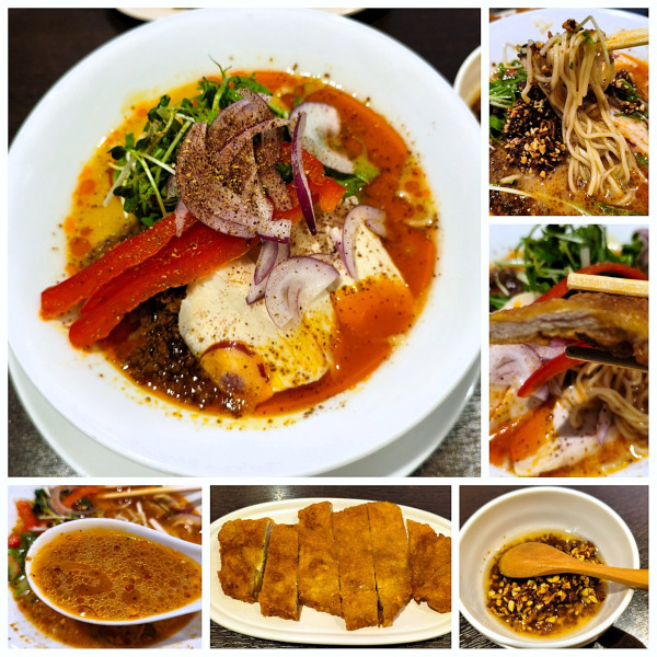 「サクサク醤油アーモンド冷やし白胡麻担々麺＋排骨＝2000円」@四川担担麺 阿吽 湯島店の写真