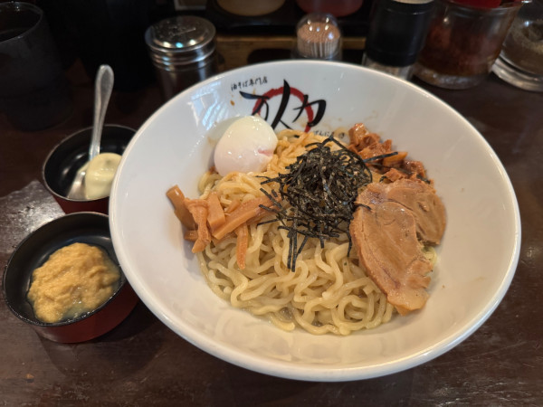 「半玉セット大盛＋生姜＋マヨネーズ」@油そば専門店 万人力の写真