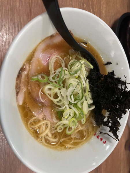 「博多醤油とんこつ900円＋岩海苔130円」@博多豚骨醤油らーめん ウチダヤの写真