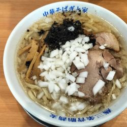 ぎと家の中華そば大盛（太麺、大脂、玉ねぎ多め）