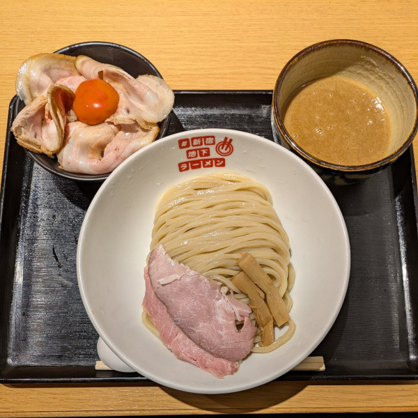 「つけ麺＋宮城野LポークTKG丼セット 、 麺増量」@#新宿地下ラーメンの写真