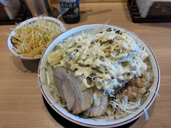 「冷やし中華＋ネギ(別皿)」@ラーメン豚山 与野本町店の写真