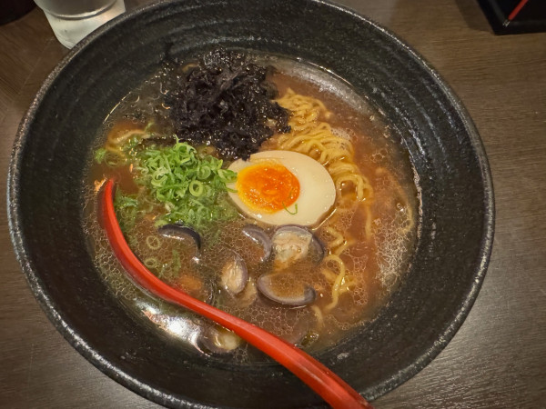 「こっさりしじみ正油ラーメン」@しみじみ ラーメン横丁店の写真
