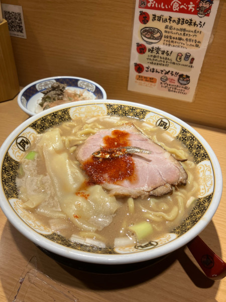 「煮干ラーメン　950円+漁師飯　200円」@すごい煮干ラーメン凪 西新宿7丁目店の写真