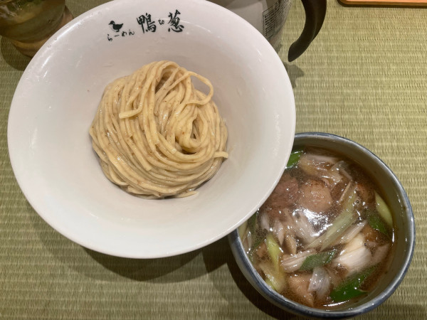 「鴨汁つけそば」@らーめん 鴨to葱 渋谷店の写真