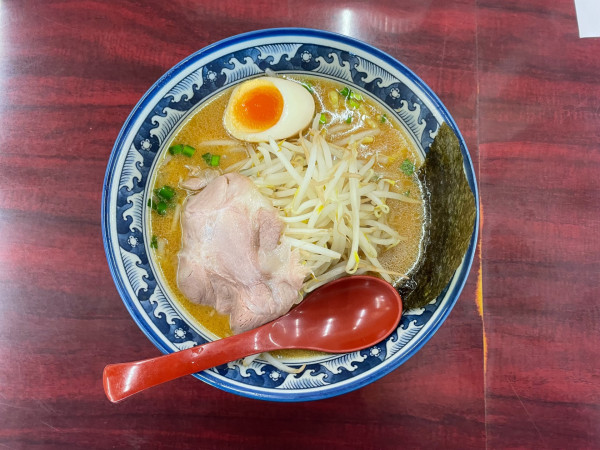 「味噌ラーメン」@ラーメンめん丸 新国道店の写真