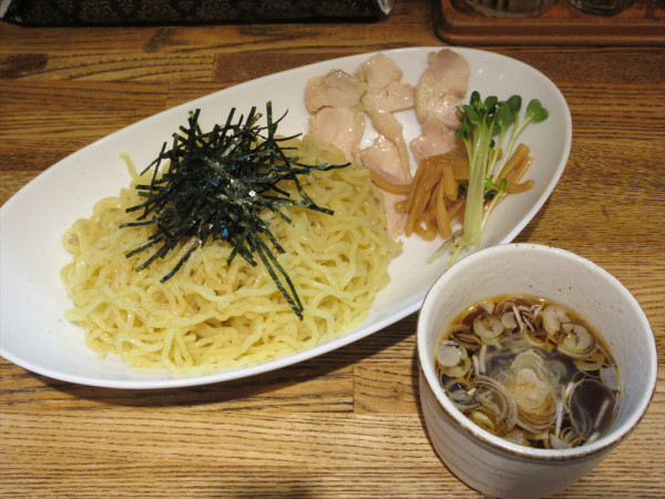 「【限定】冷しつけ麺（900円）」@ラーメン食堂 粋な一生の写真