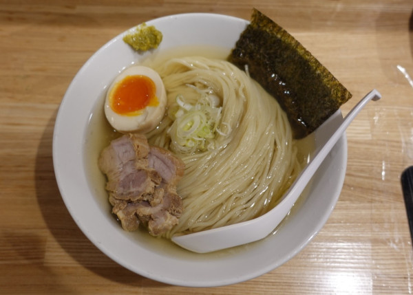 「【限定】夏季限定冷やしラーメン(1,100)」@自家製麺 伊藤 神田店の写真