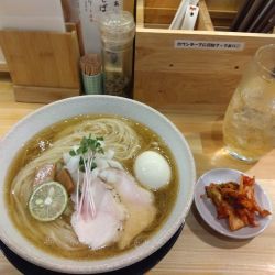 鯖煮干しの冷やし塩ラーメン