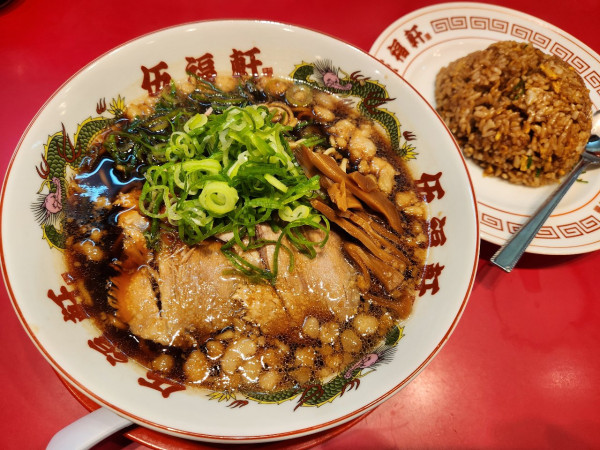 「黒ヤキメシ定食」@伍福軒 蒲田店の写真
