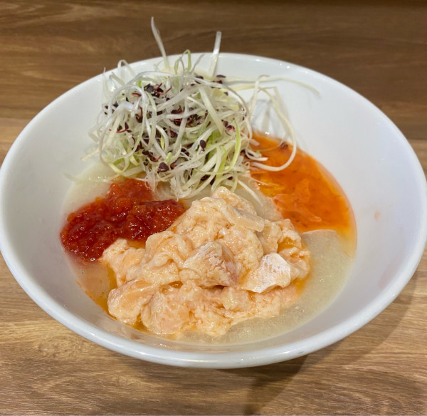 「[限定]筋子とサーモンハラスの冷やしまぜそば¥2300」@麺庵 利休の写真