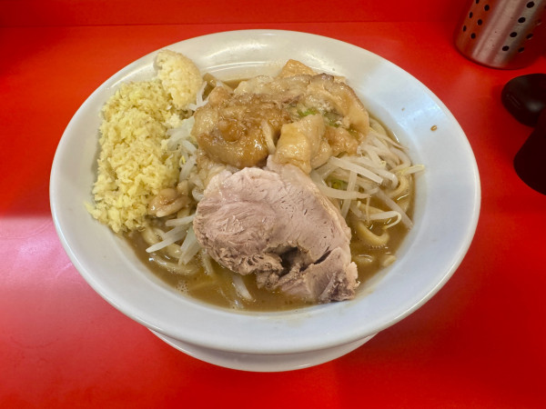 「ラーメン」@ラーメン ノックアウト 小松川店の写真