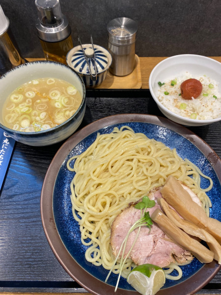 「鯛塩つけ麺ぶっかけ飯セット」@濃厚煮干しそば 丸にたちばなの写真