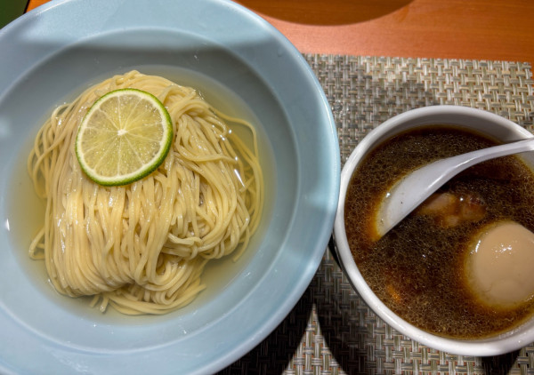 「特製地鶏の昆布水つけ麺」@麺庵いぶしの写真