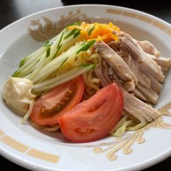 冷やし中華　￥７８０